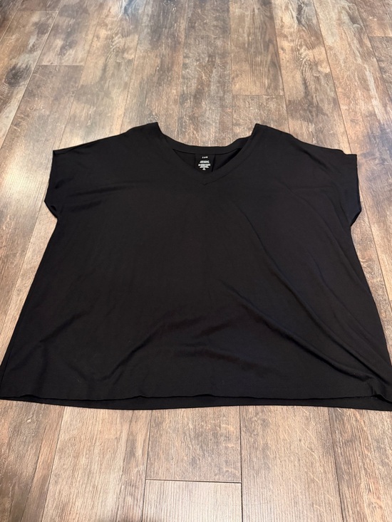 J. Jill Tops - J. Jill Black V-Neck Short Sleeve Tee - Boxy Fit